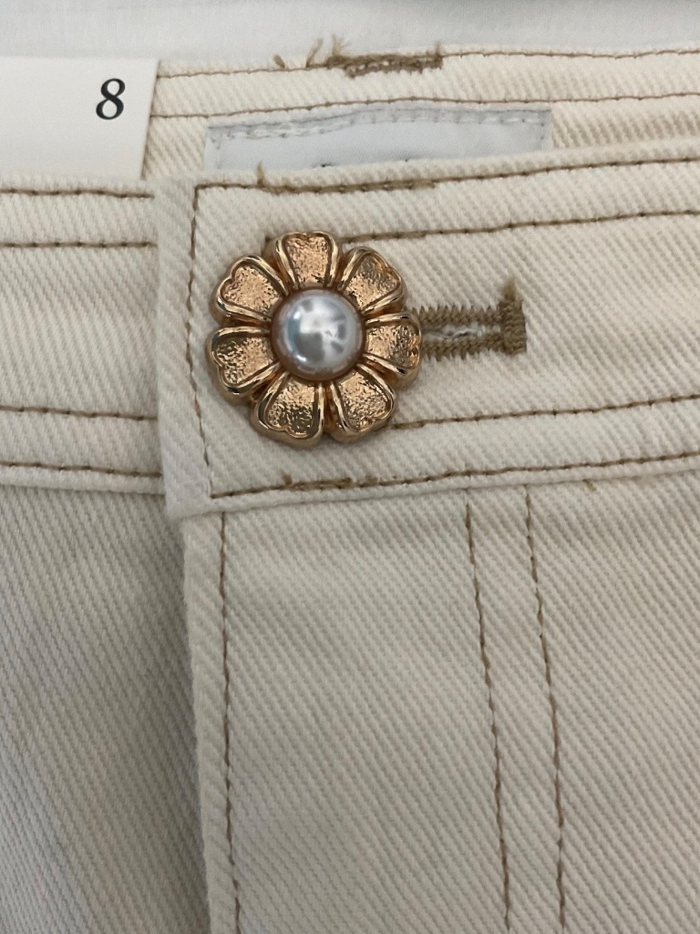 NWT CeCe half white adorable jeans with a cute flower button 8 - Picture 3 of 8